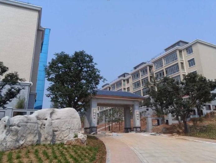 山东新泰刘杜镇北流泉社区-地源热泵系统工程